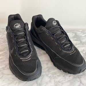 Nike Air Max Pulse Sneaker